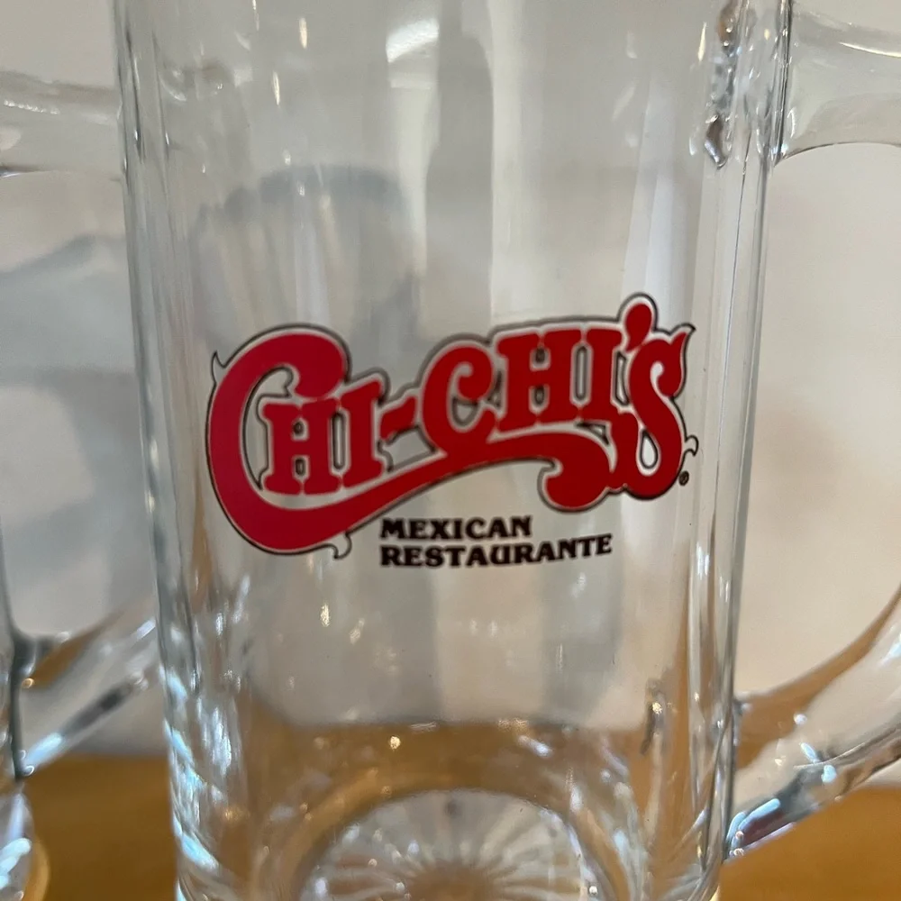 Chi-Chi’s Set of 2 Vintage 12oz. Glass Mugs
